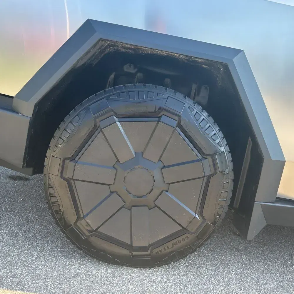 2024 Tesla Cybertruck Base