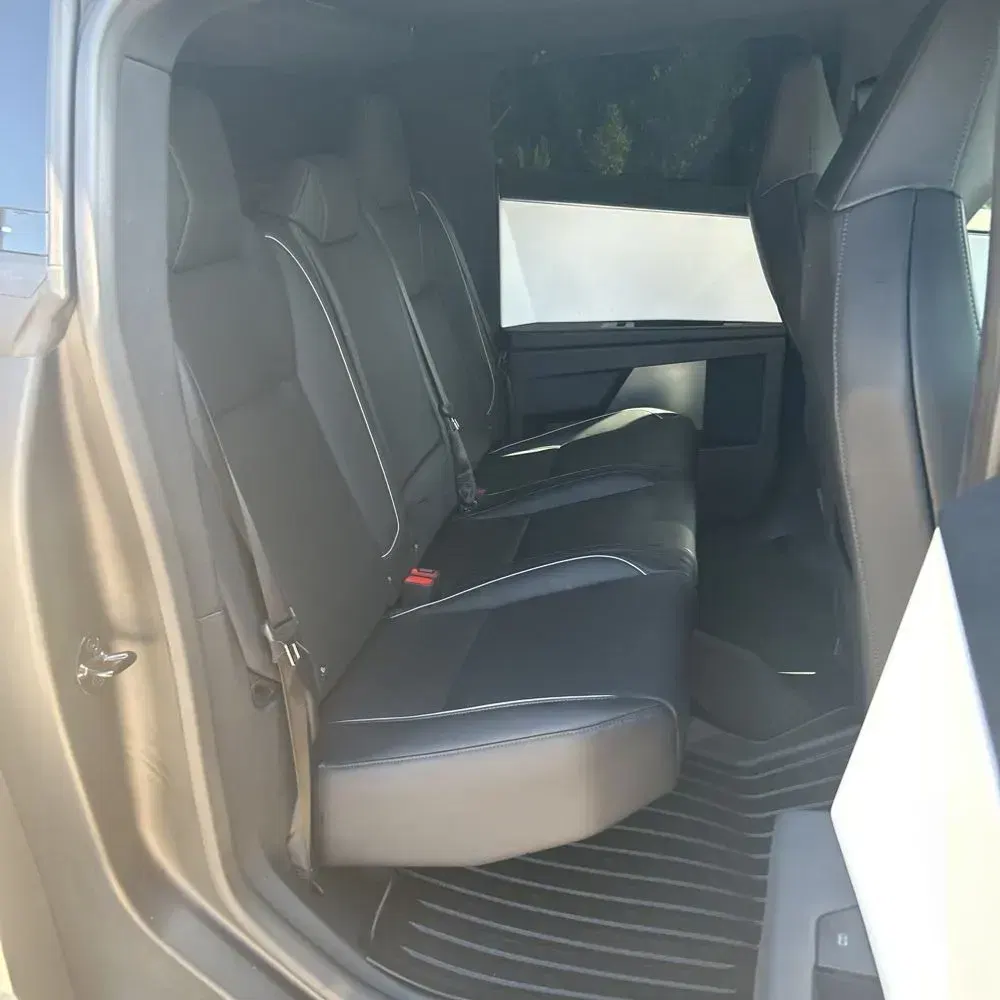 2024 Tesla Cybertruck Base