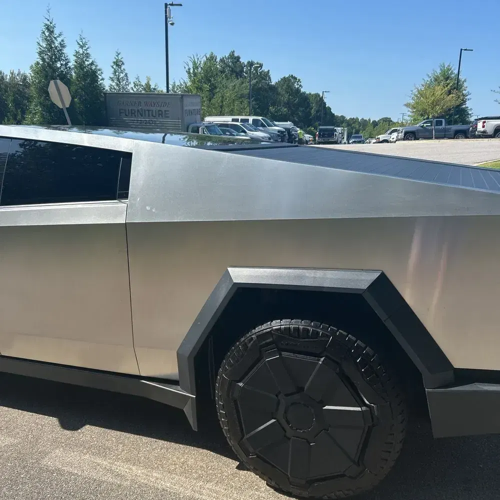 2024 Tesla Cybertruck Base