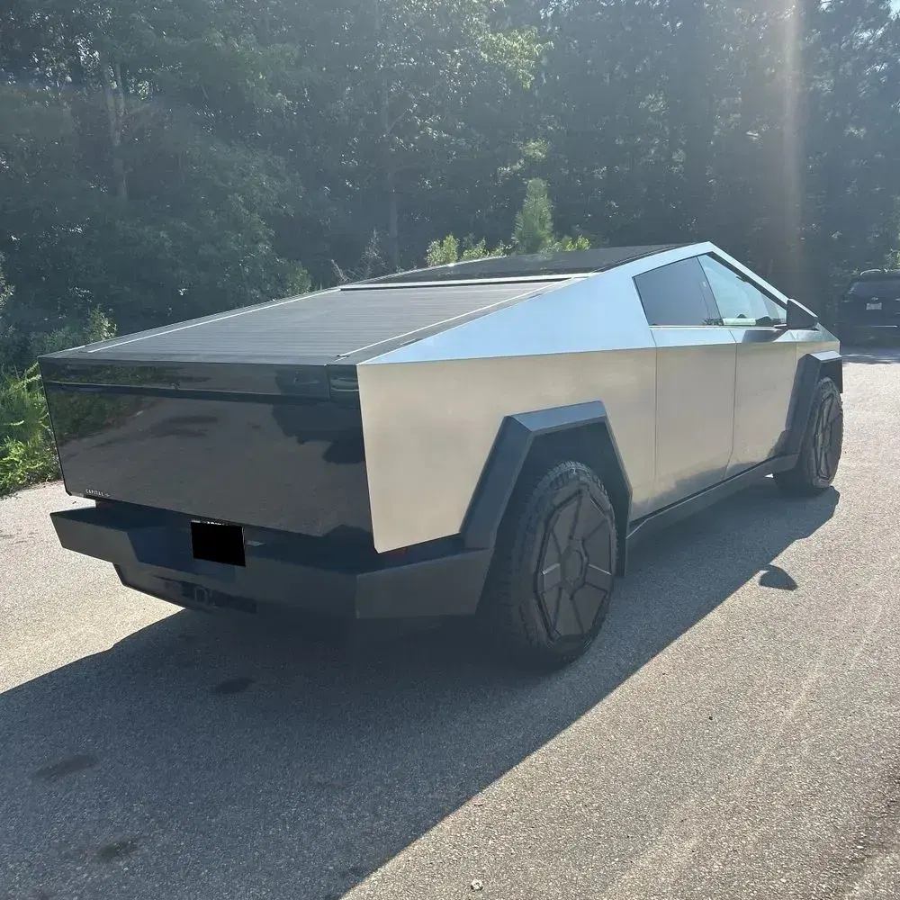 2024 Tesla Cybertruck Base