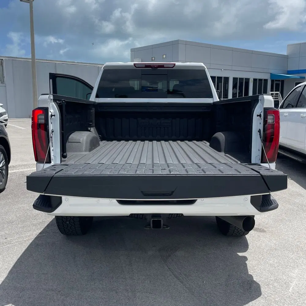 2025 GMC Sierra 3500HD Denali Ultimate