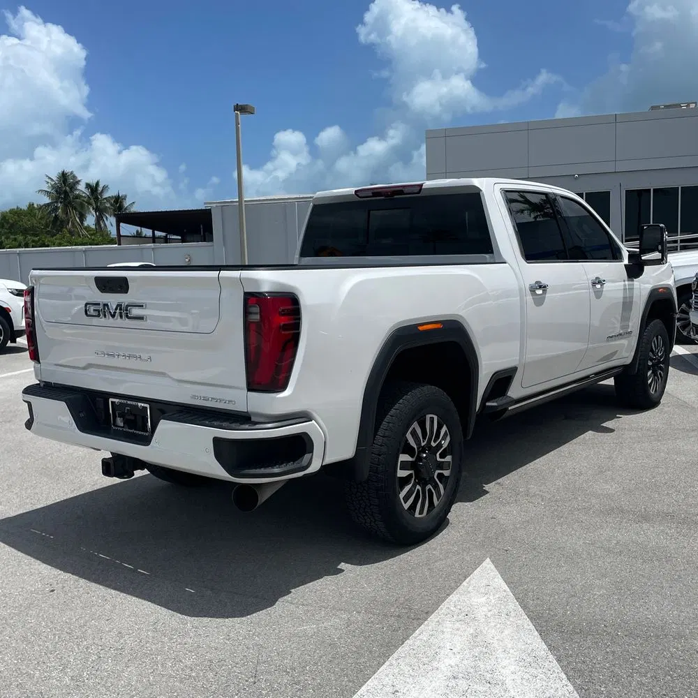2025 GMC Sierra 3500HD Denali Ultimate
