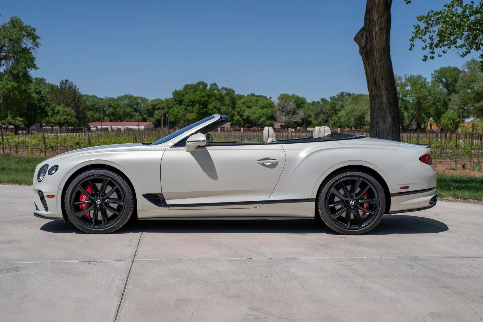 2022 Bentley Continental GTC V8 S - 6k Miles, 1 Owner, 542-hp Twin-Turbo V8, AWD, Unmodified