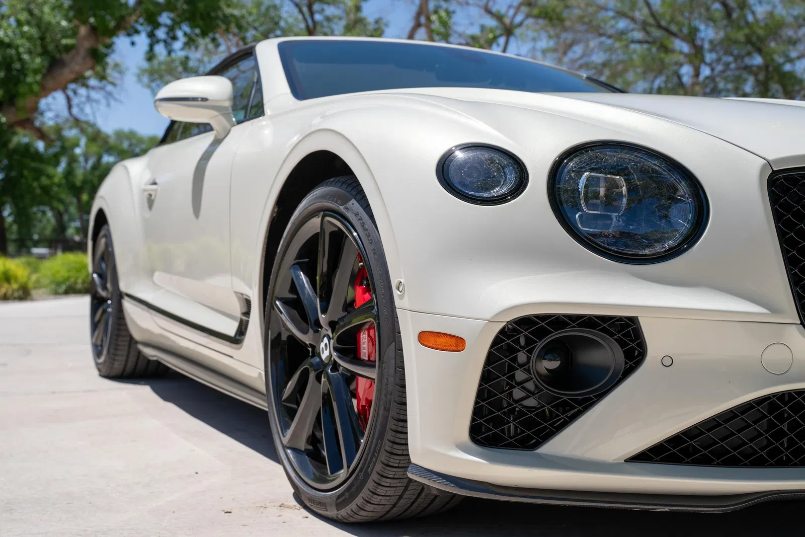 2022 Bentley Continental GTC V8 S - 6k Miles, 1 Owner, 542-hp Twin-Turbo V8, AWD, Unmodified