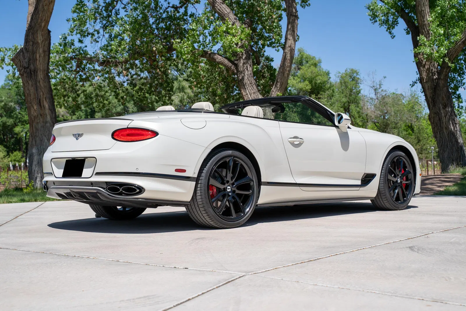 2022 Bentley Continental GTC V8 S - 6k Miles, 1 Owner, 542-hp Twin-Turbo V8, AWD, Unmodified