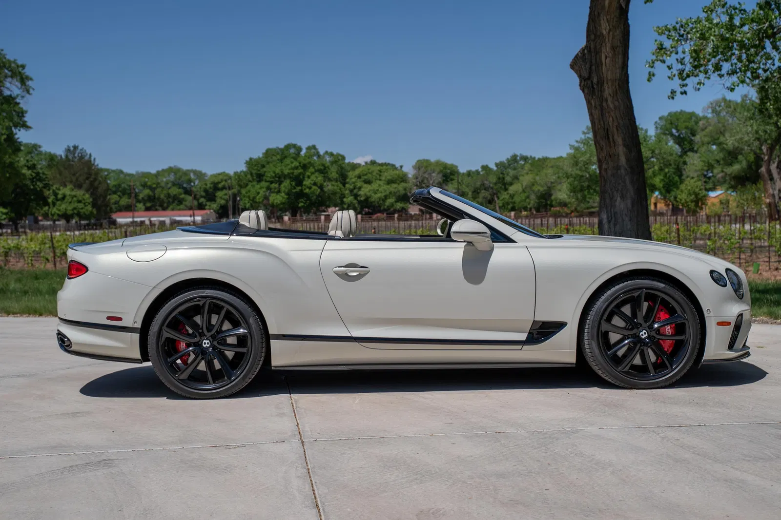 2022 Bentley Continental GTC V8 S - 6k Miles, 1 Owner, 542-hp Twin-Turbo V8, AWD, Unmodified