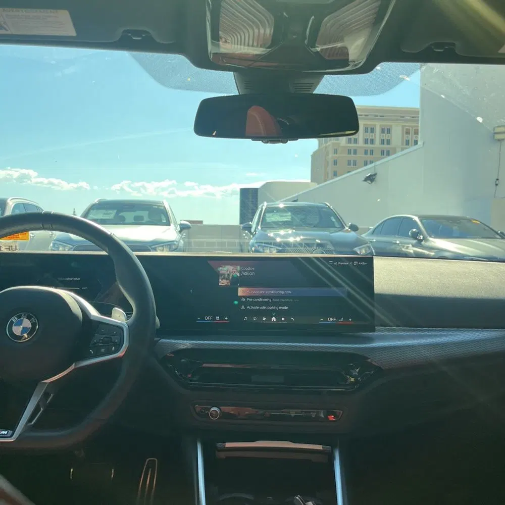 2025 BMW 330i