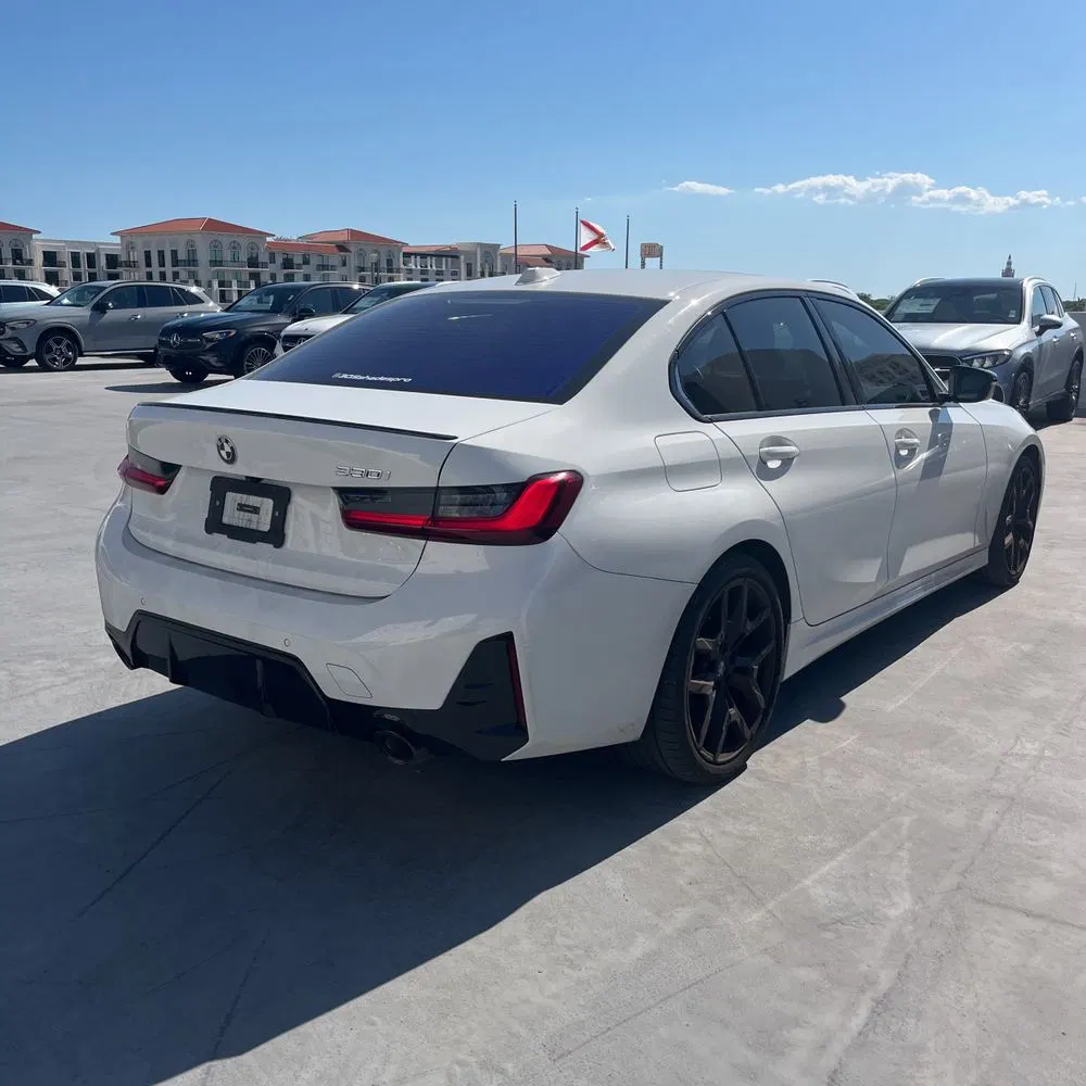 2025 BMW 330i