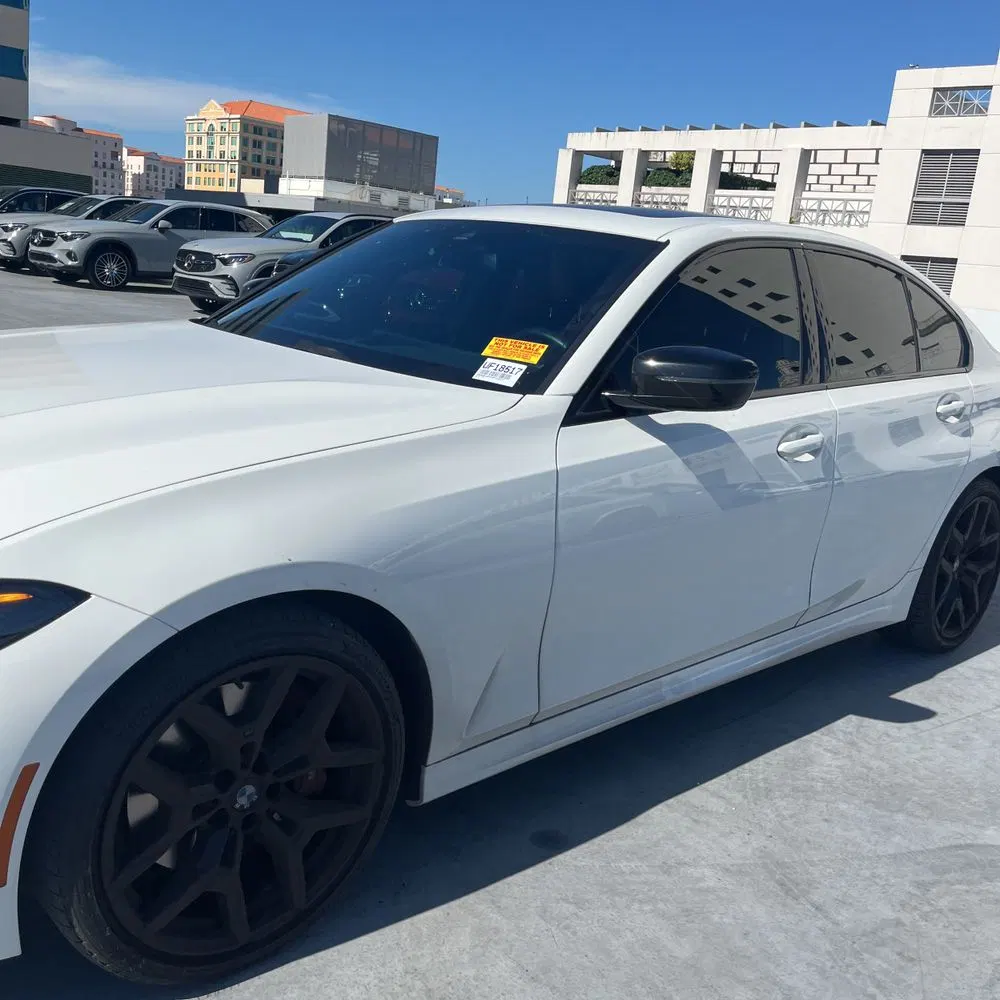2025 BMW 330i