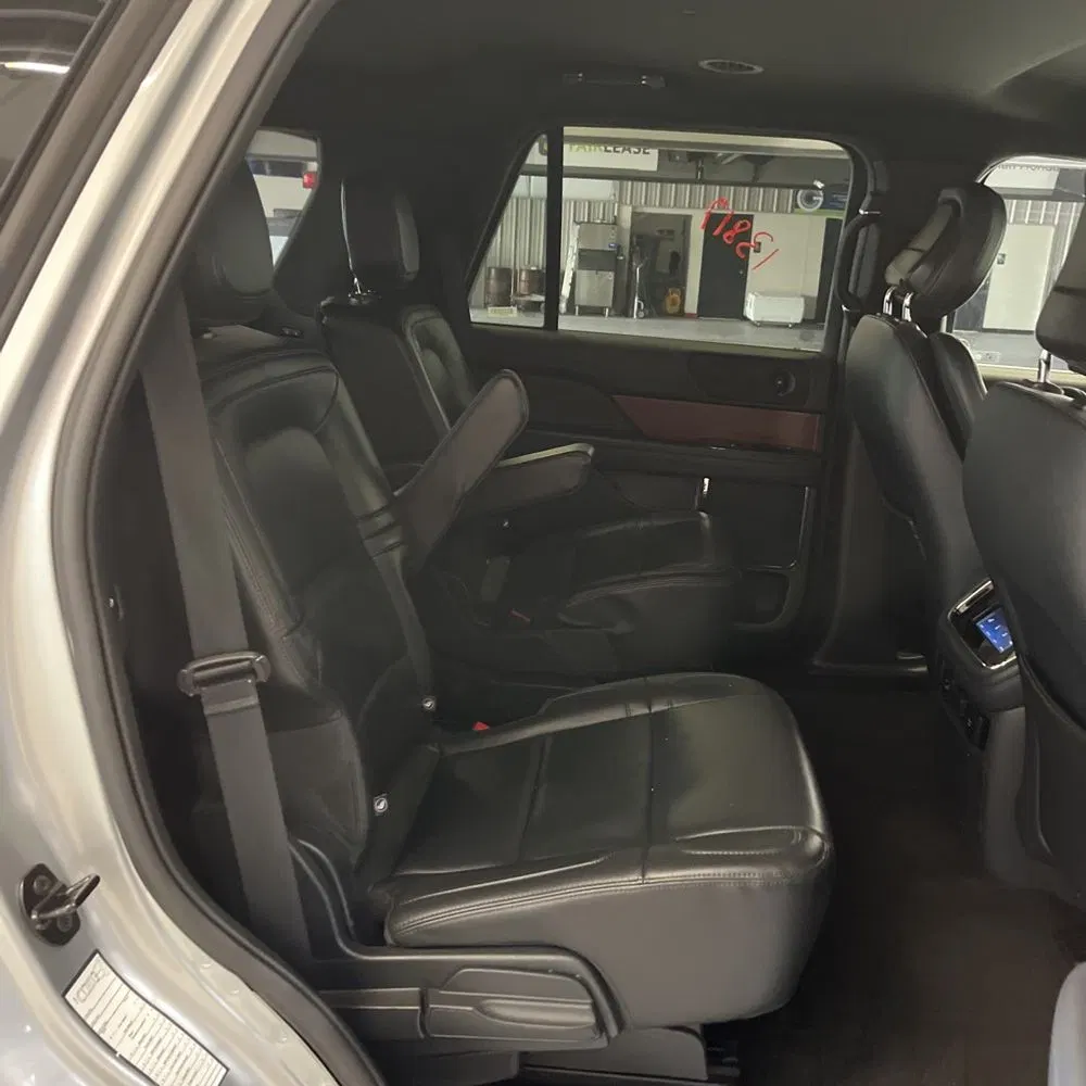 2023 Lincoln Navigator Standard