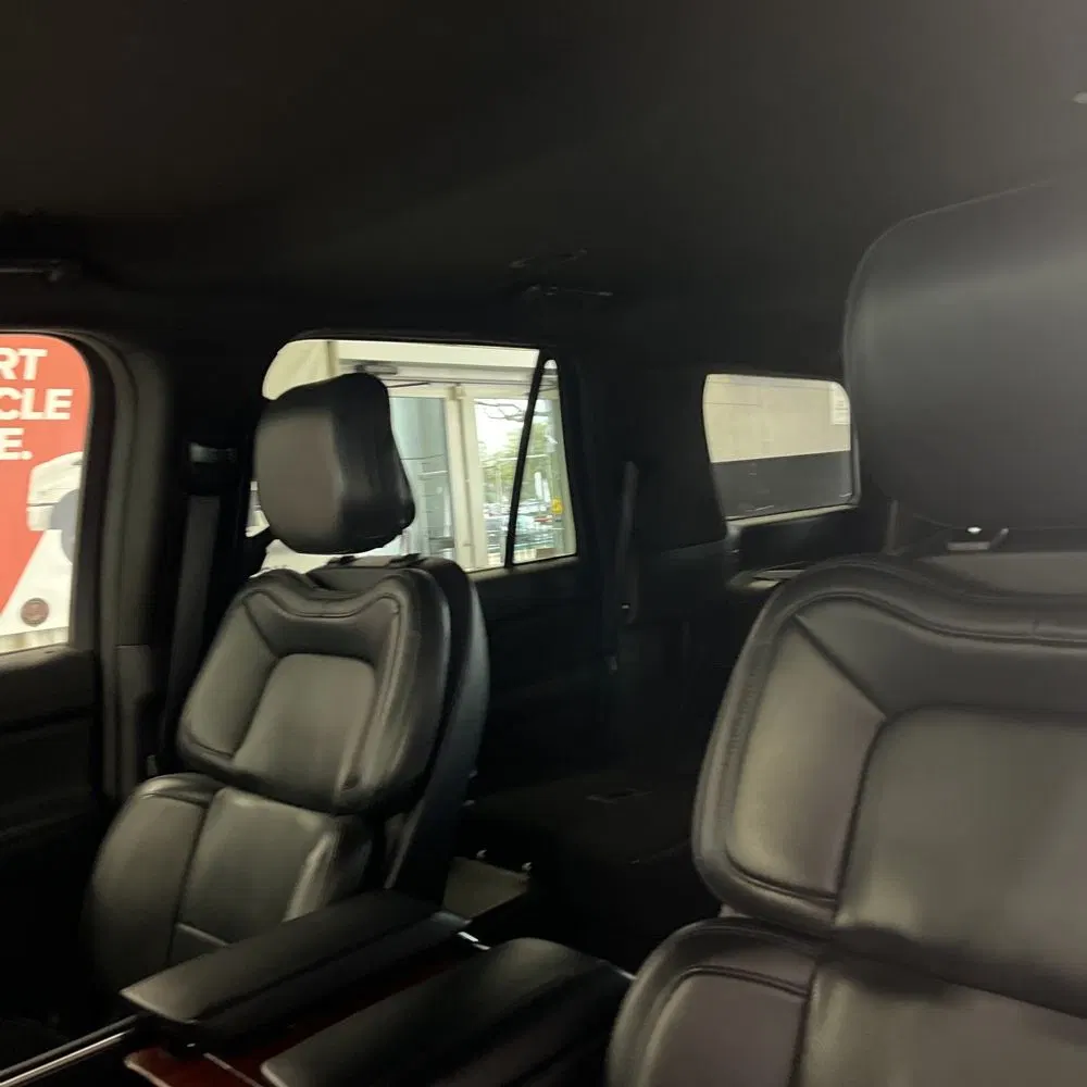 2023 Lincoln Navigator Standard