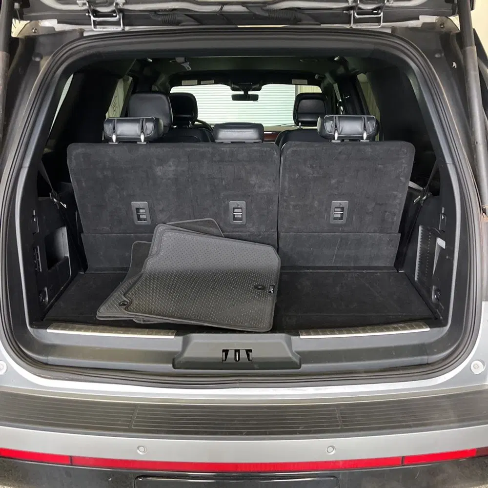 2023 Lincoln Navigator Standard