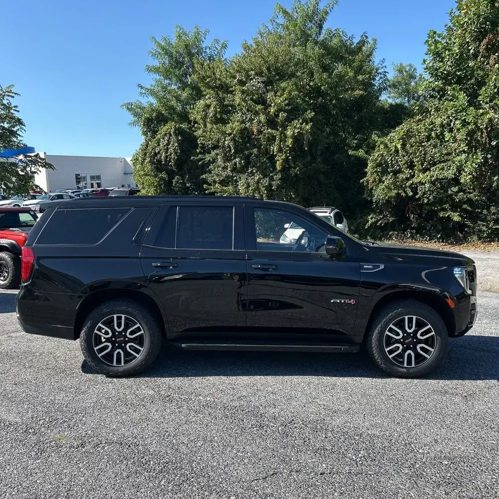 2024 GMC Yukon AT4