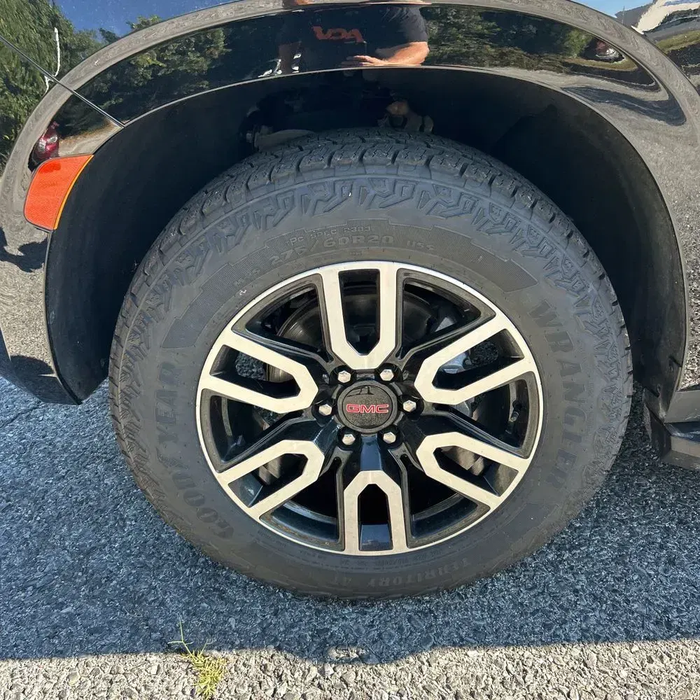 2024 GMC Yukon AT4