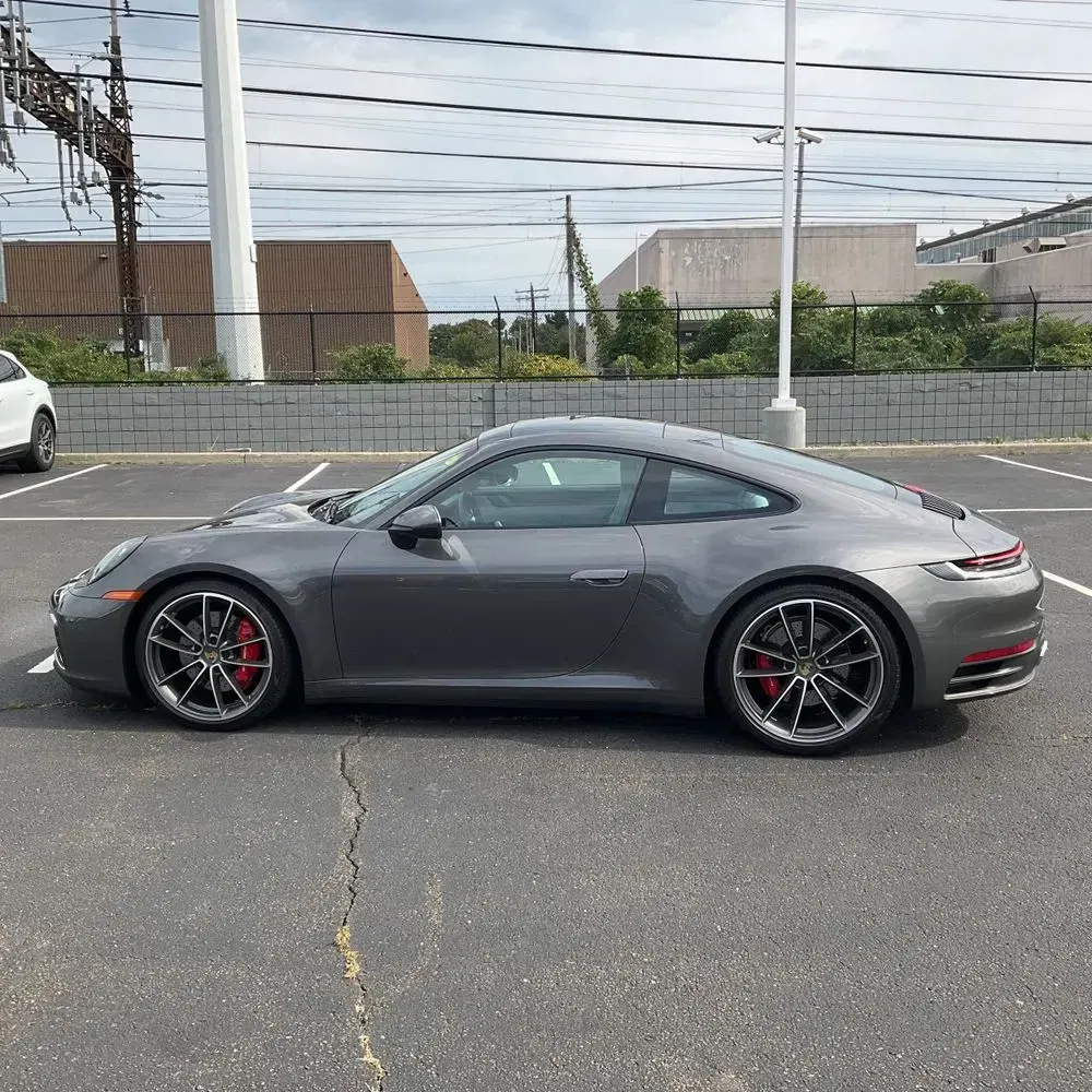 2022 Porsche 911 Carrera 4S