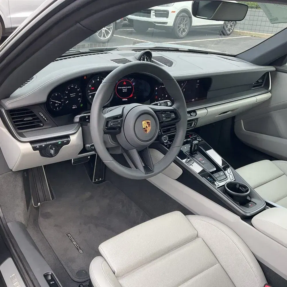 2022 Porsche 911 Carrera 4S