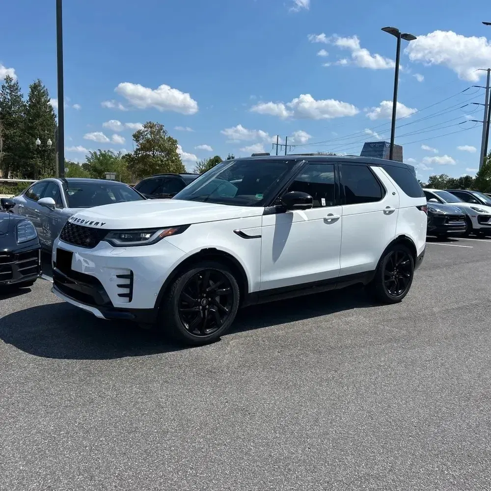 2024 Land Rover Discovery Dynamic SE P300