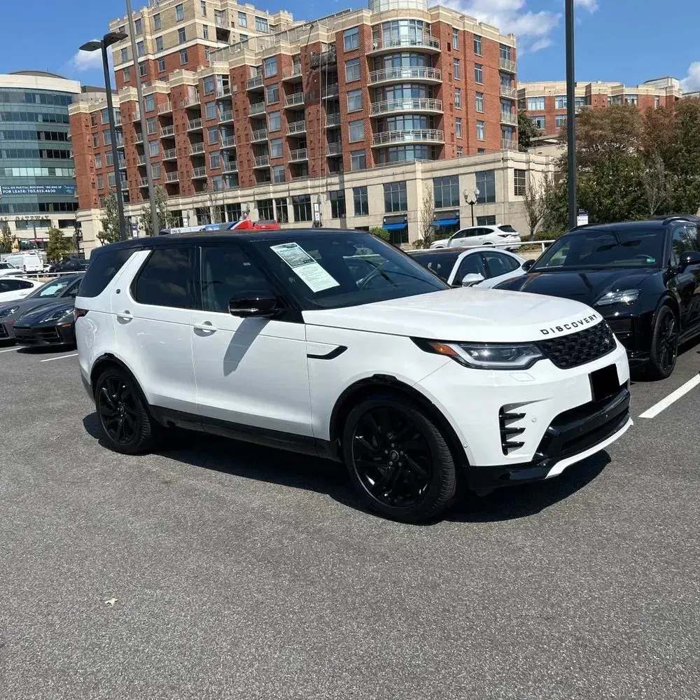 2024 Land Rover Discovery Dynamic SE P300