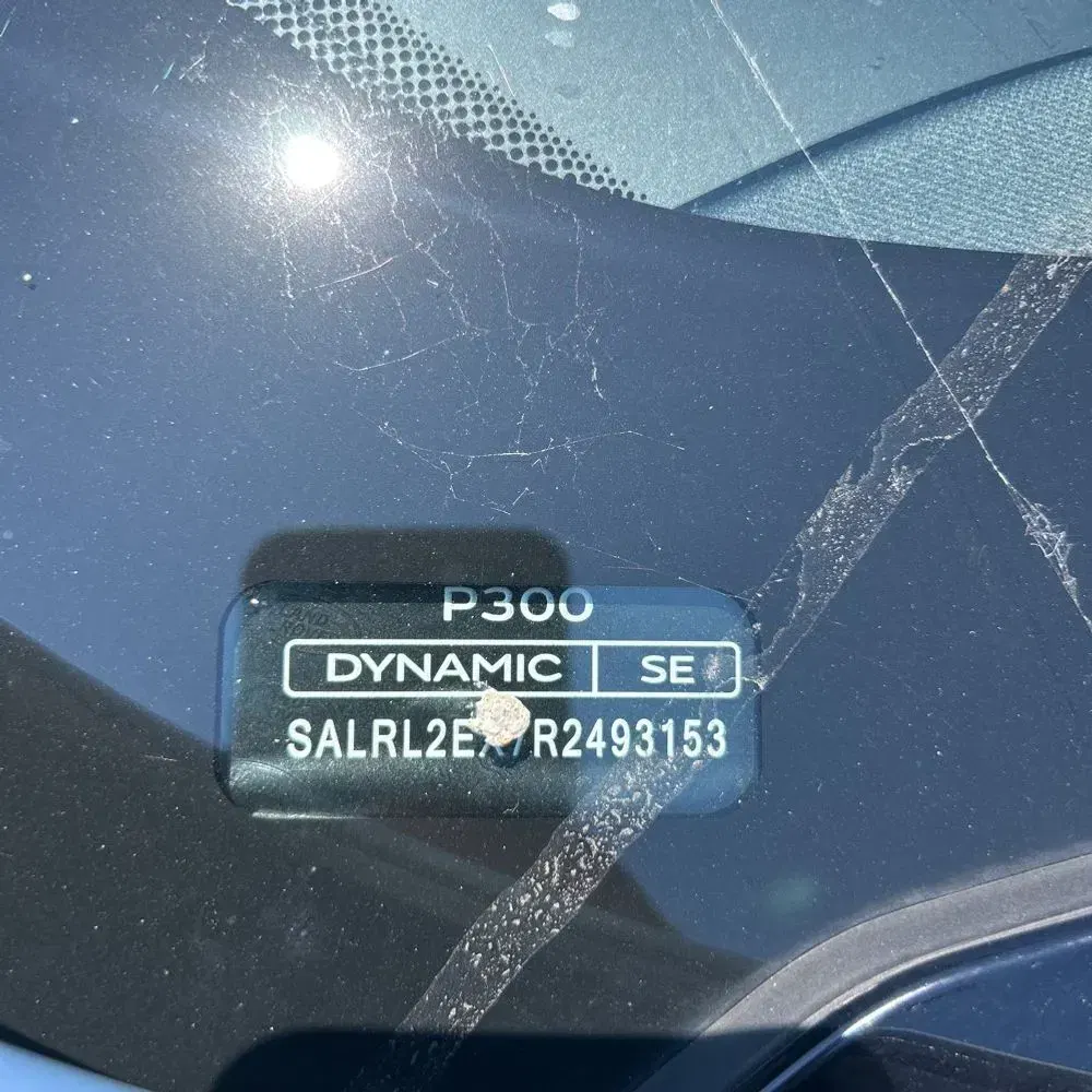 2024 Land Rover Discovery Dynamic SE P300