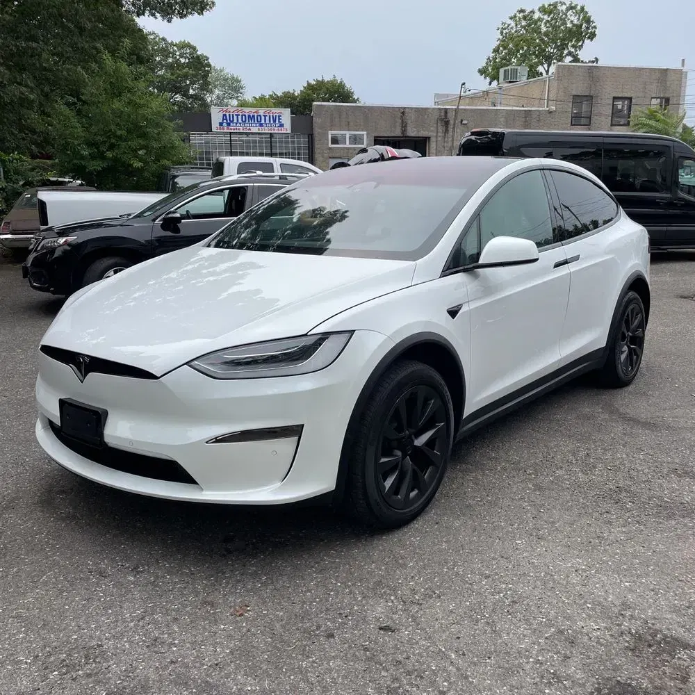 2022 Tesla Model X Plaid