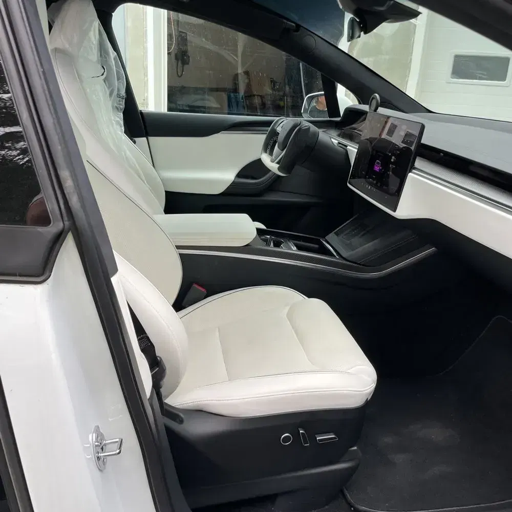 2022 Tesla Model X Plaid