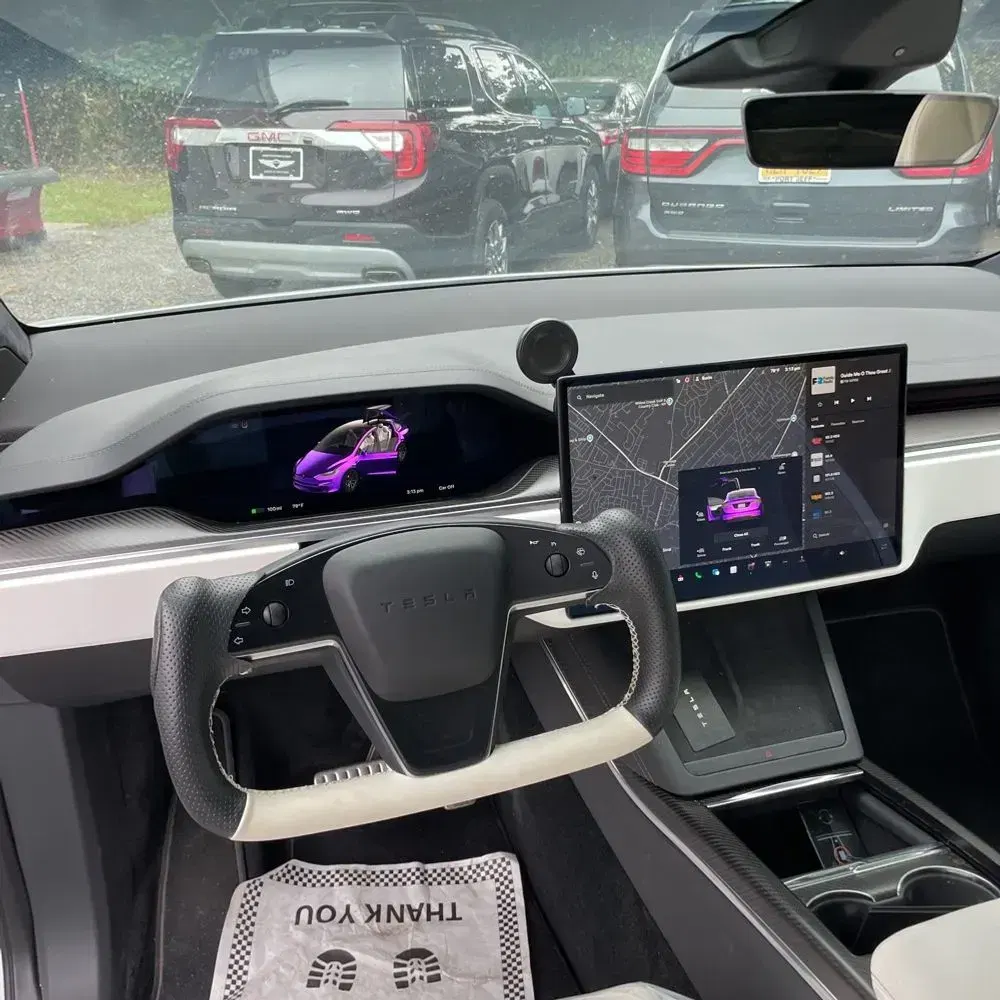 2022 Tesla Model X Plaid