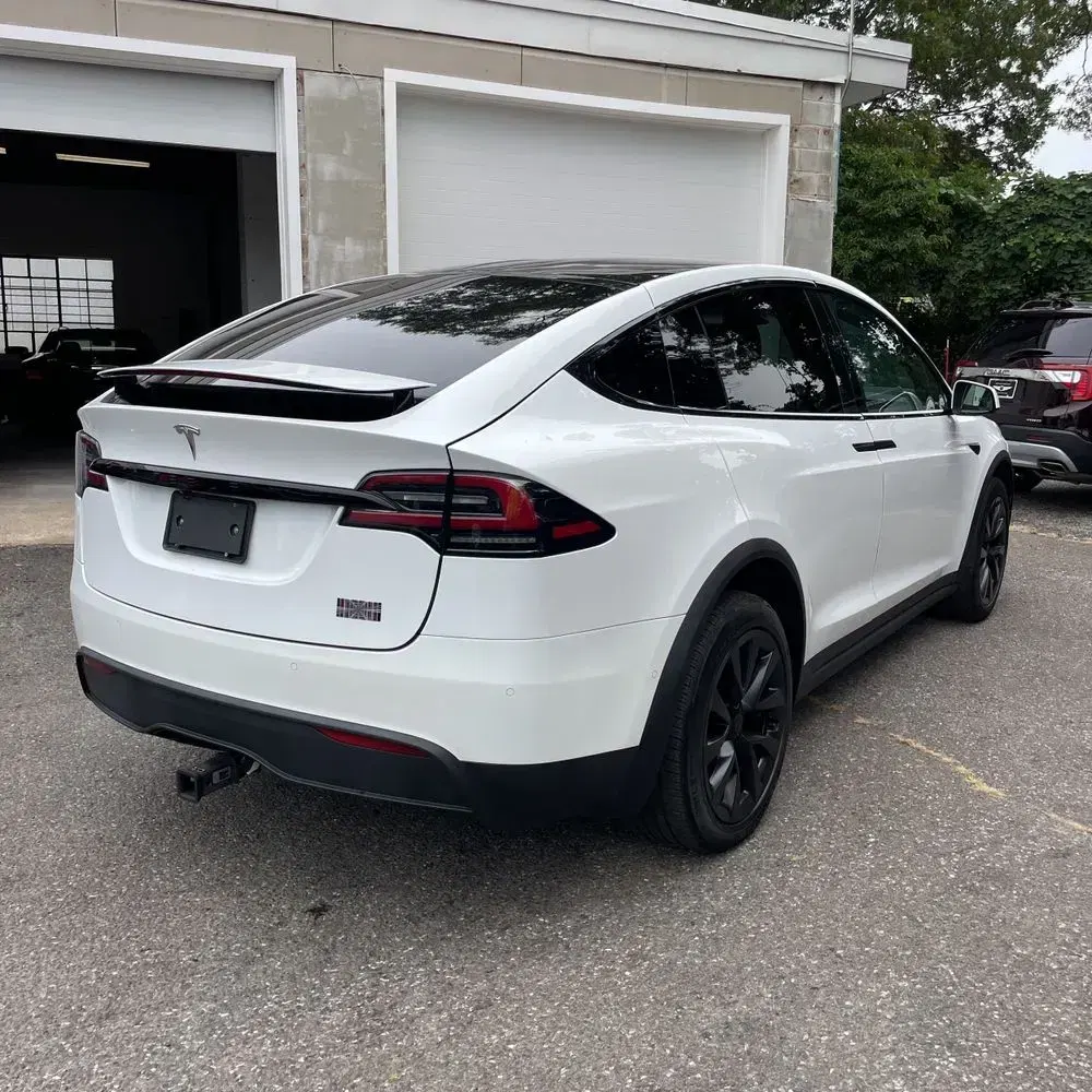 2022 Tesla Model X Plaid