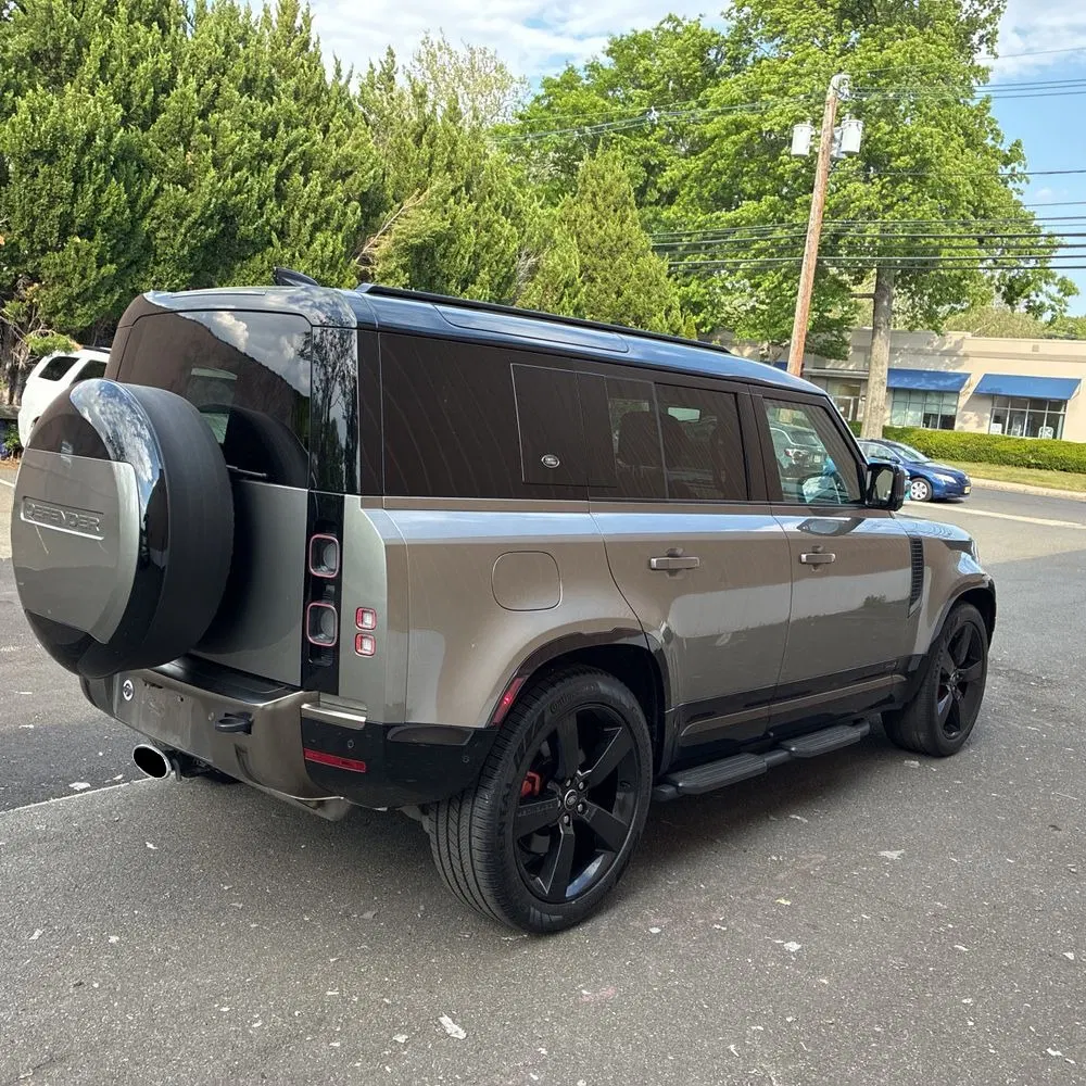 2024 Land Rover Defender 110 P400 X
