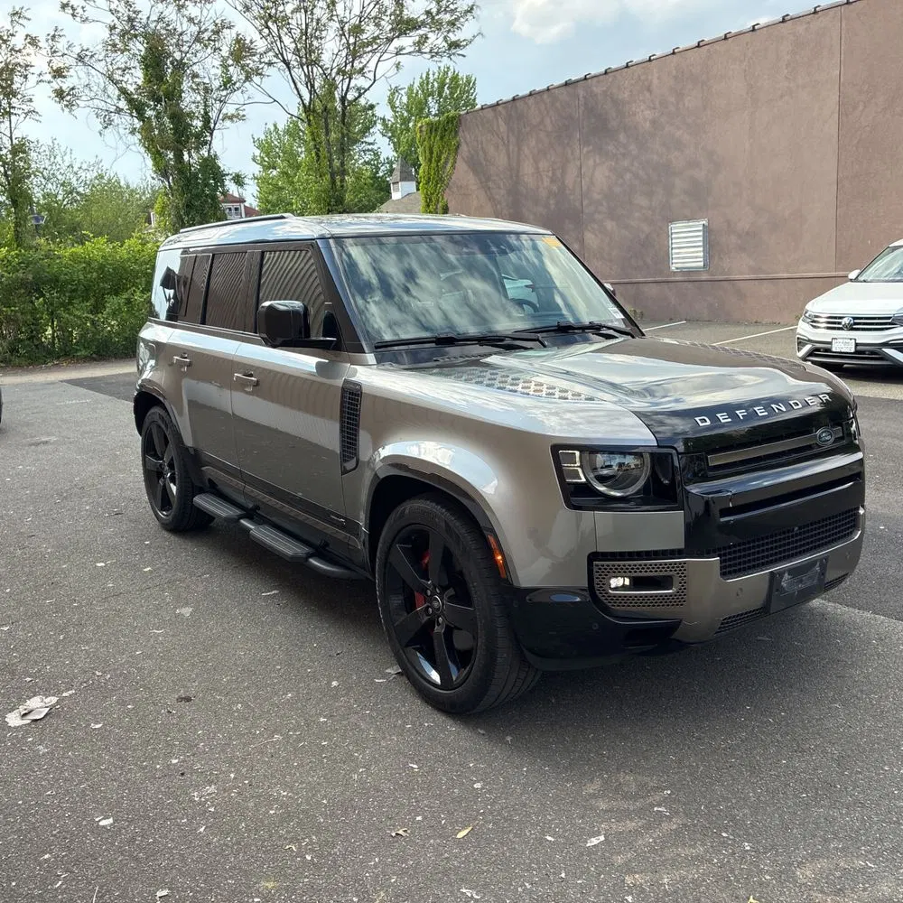 2024 Land Rover Defender 110 P400 X