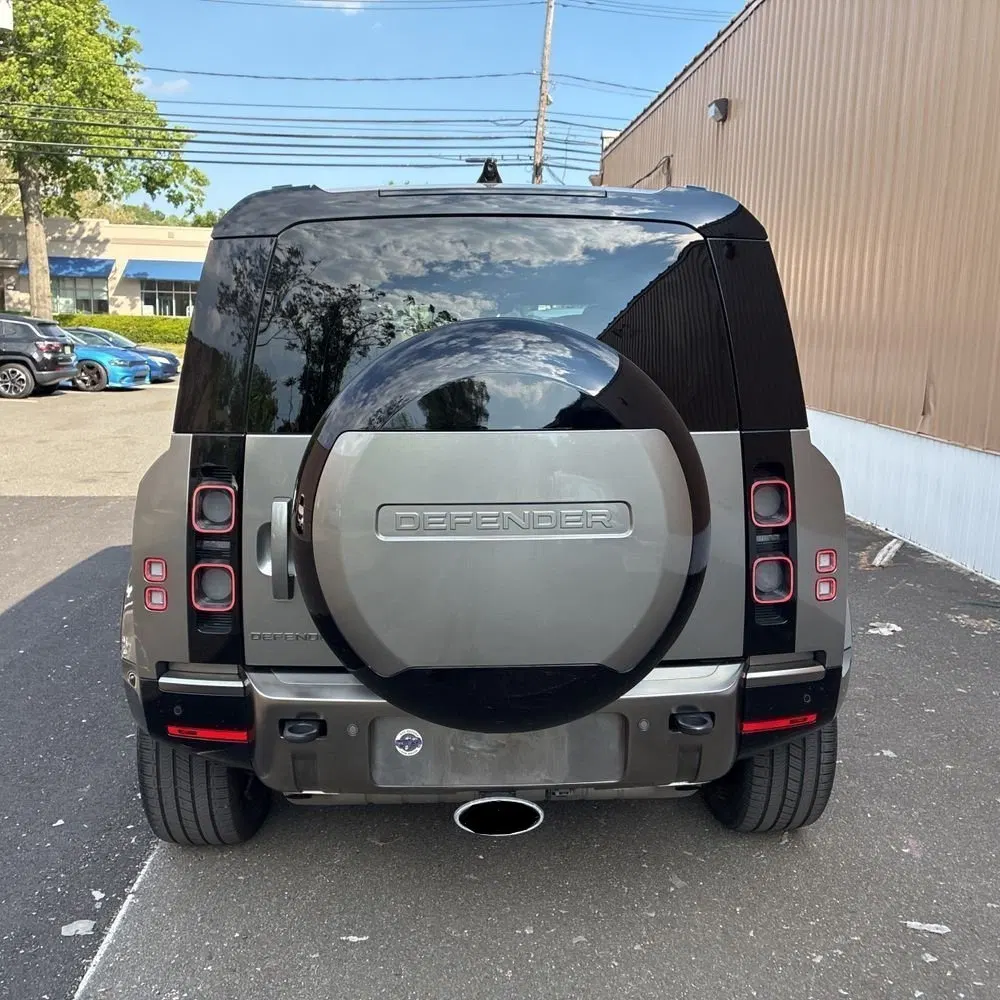 2024 Land Rover Defender 110 P400 X