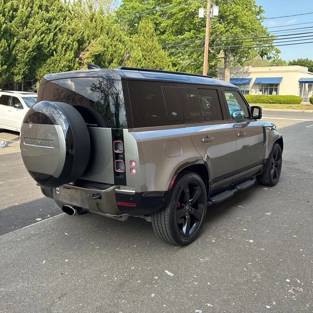 2024 Land Rover Defender 110 P400 X