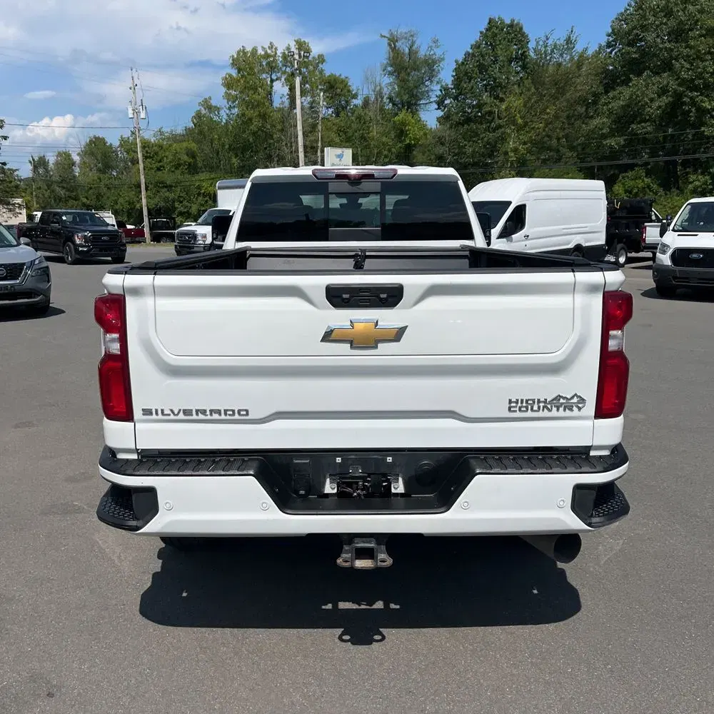 2022 Chevrolet Silverado 2500 High Country