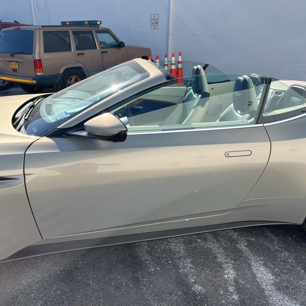 2020 Aston Martin DB11 Base