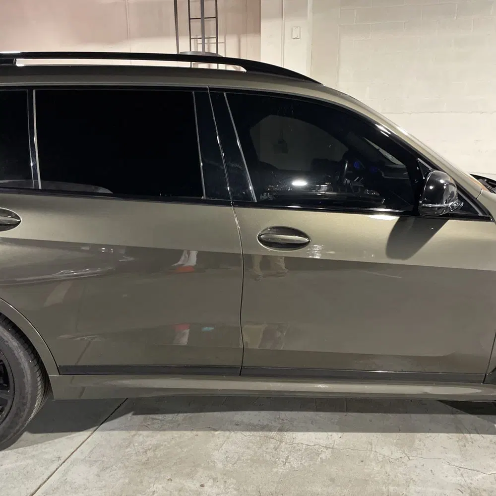 2023 BMW X7 M60i