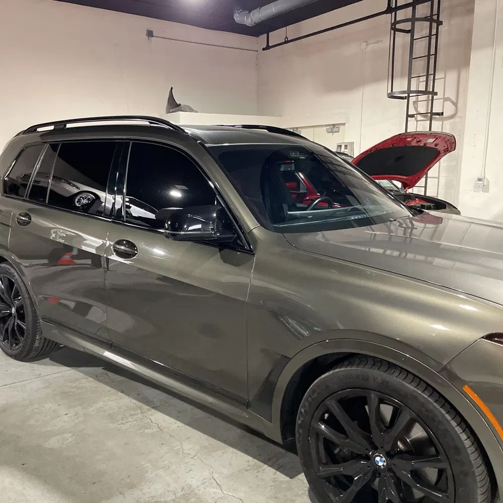 2023 BMW X7 M60i
