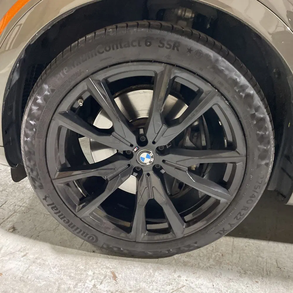 2023 BMW X7 M60i