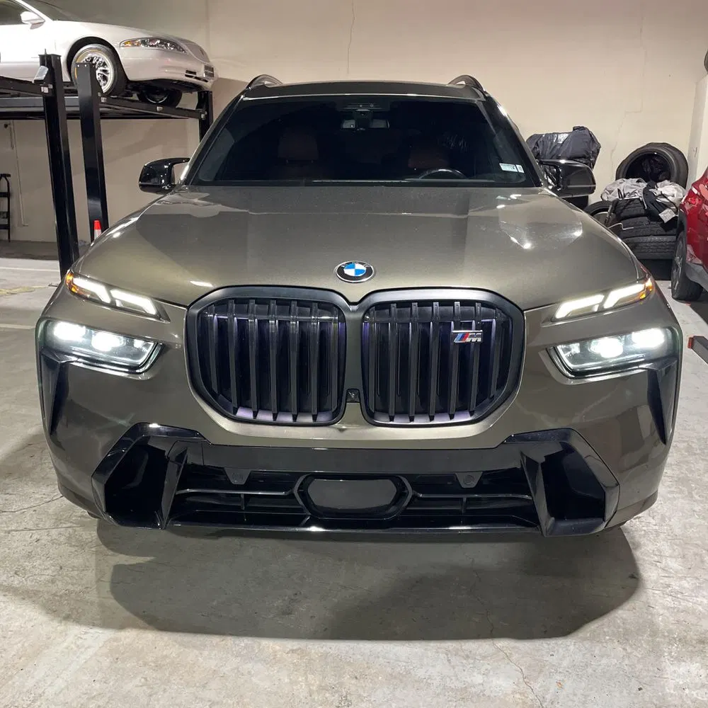 2023 BMW X7 M60i