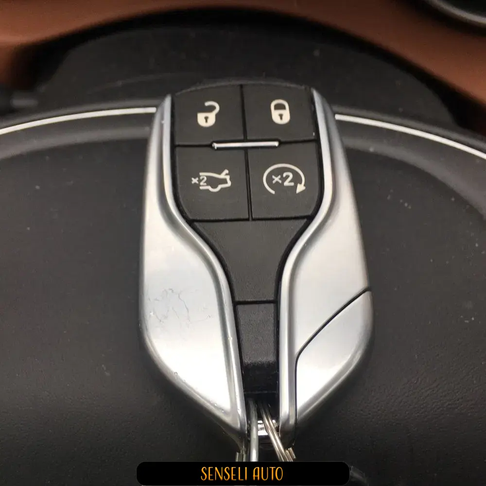 2017 Maserati Levante Base