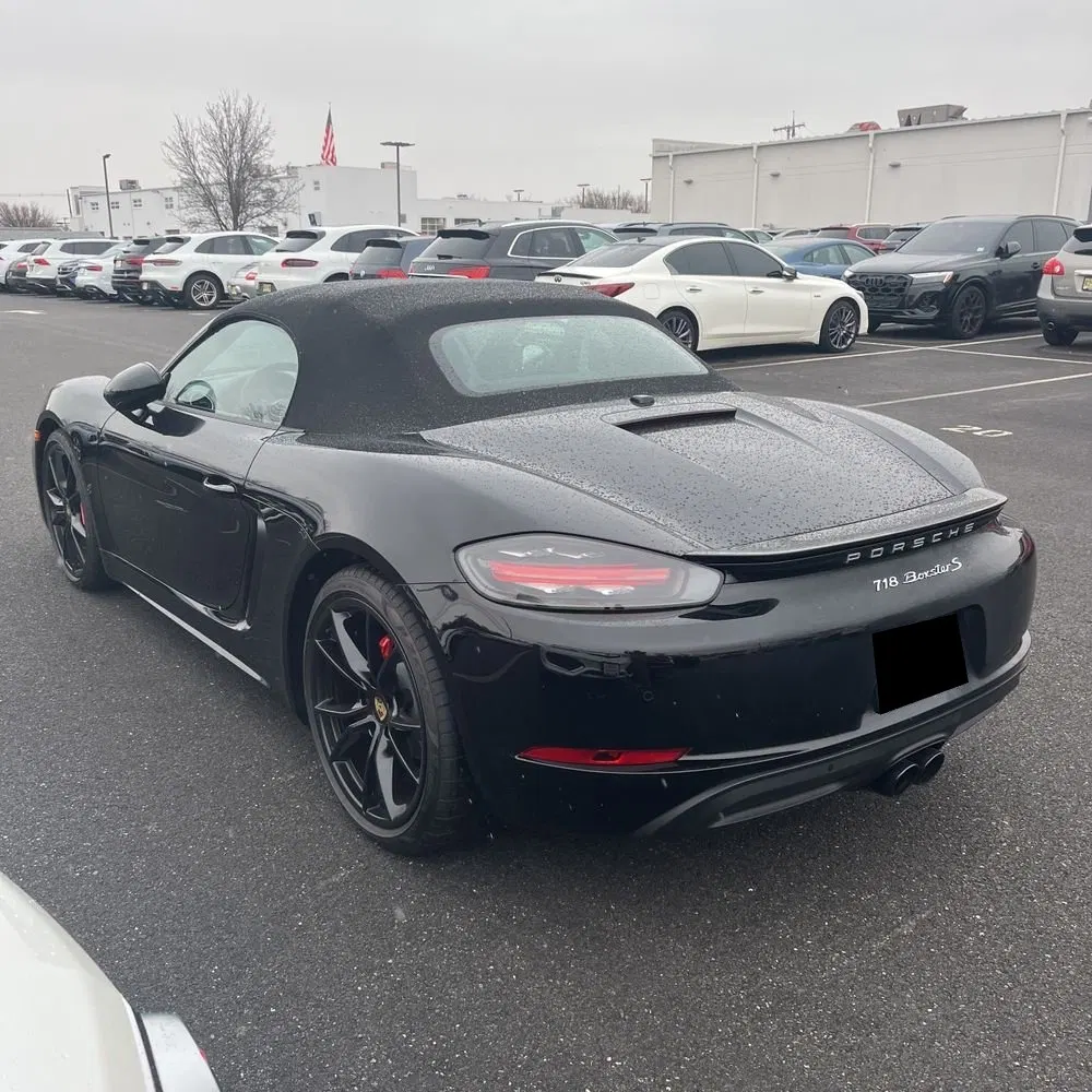 2024 Porsche 718 Boxster S