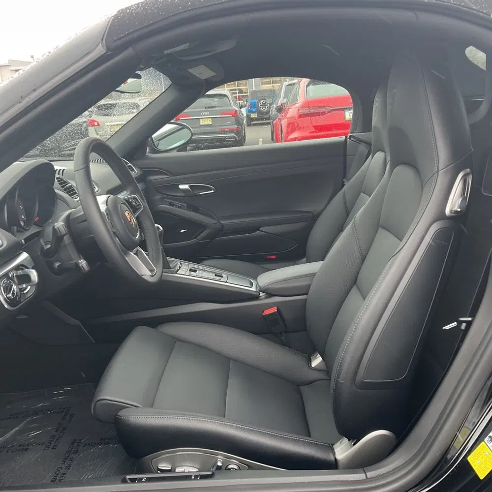 2024 Porsche 718 Boxster S