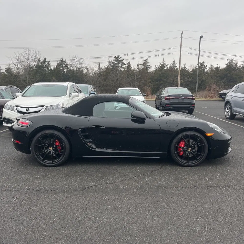 2024 Porsche 718 Boxster S