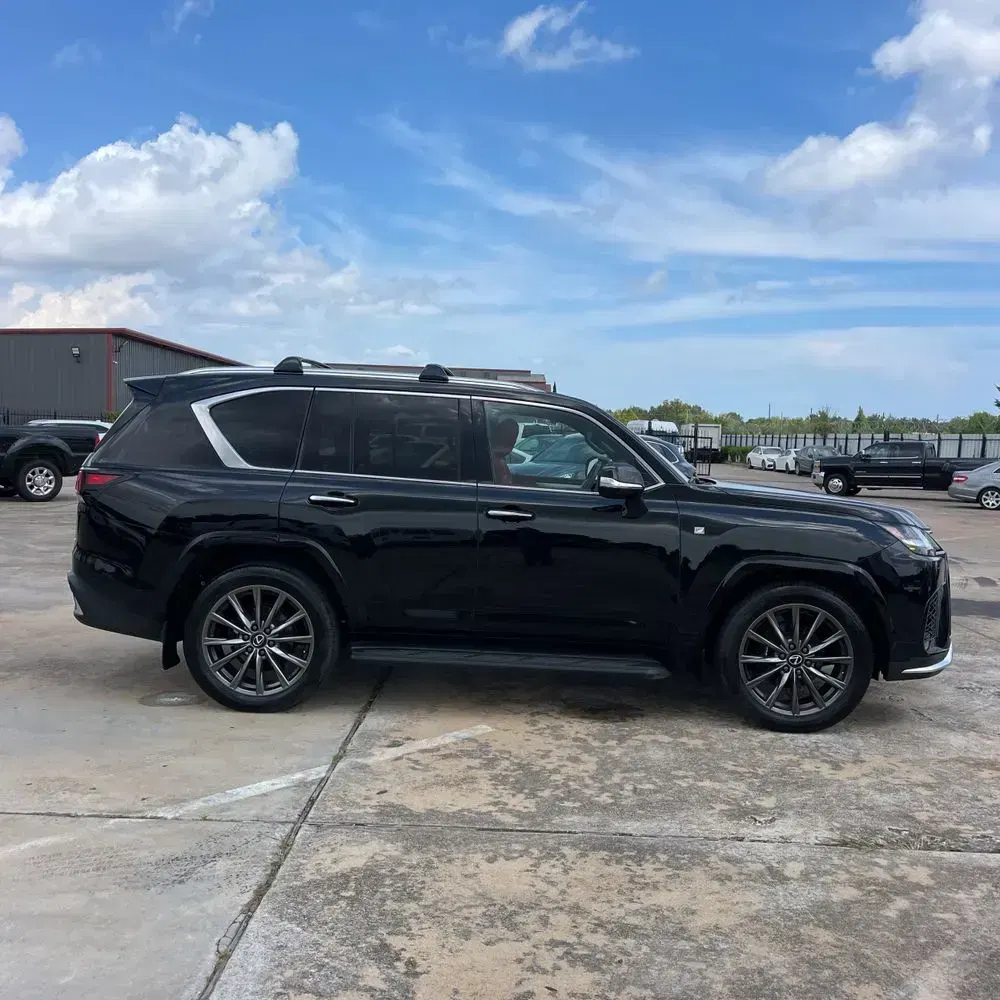 2024 Lexus LX 600 F SPORT Handling