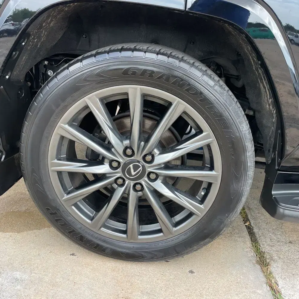 2024 Lexus LX 600 F SPORT Handling