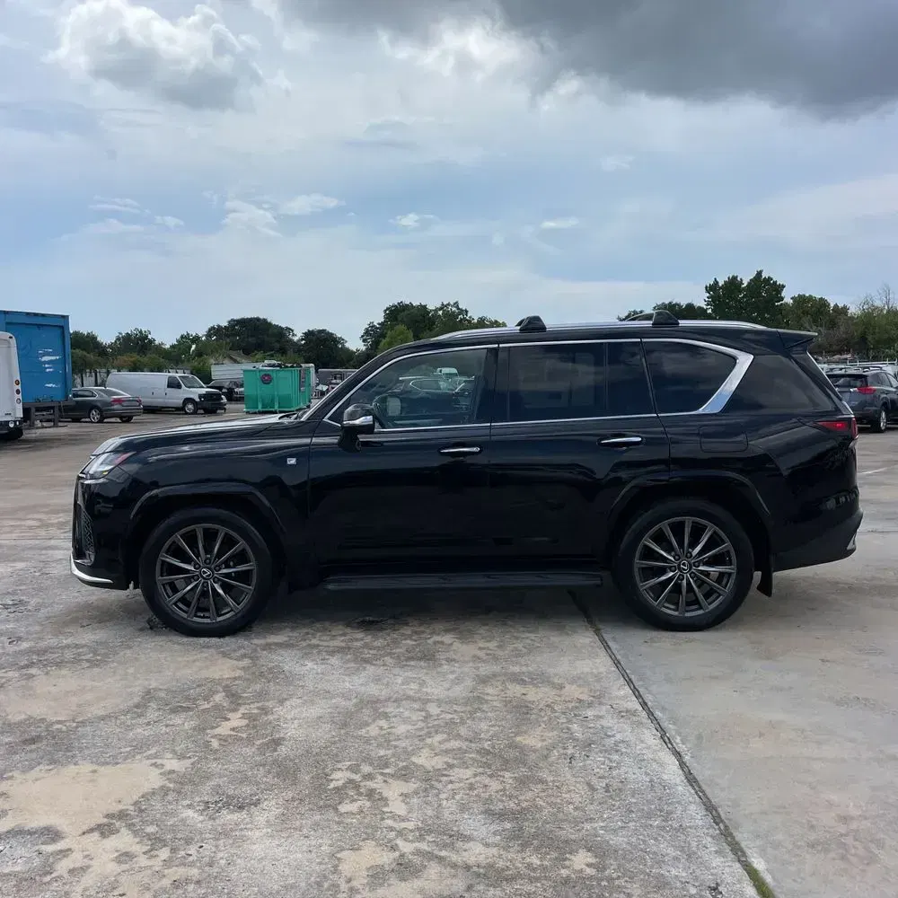 2024 Lexus LX 600 F SPORT Handling