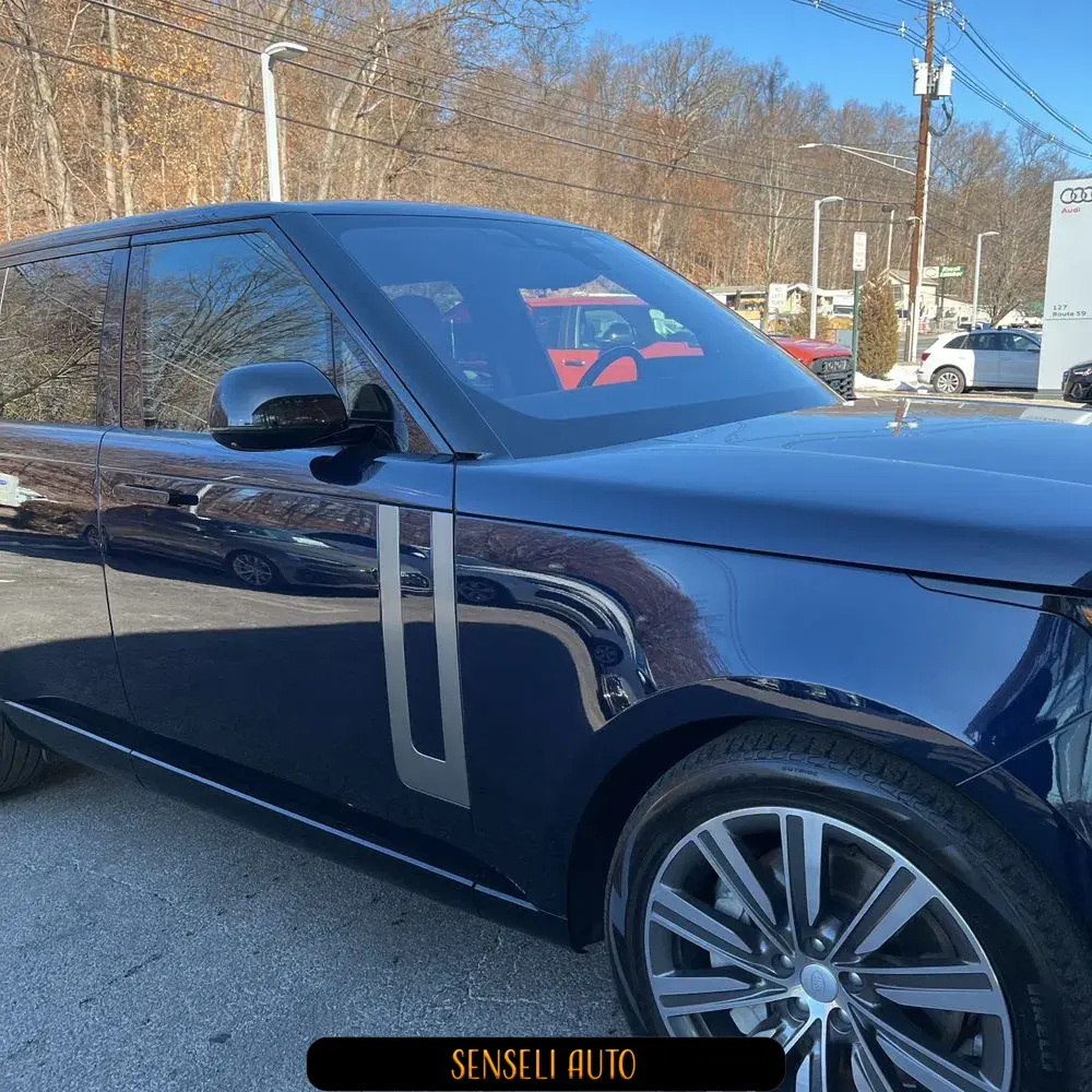 2023 Land Rover Range Rover P530 SE