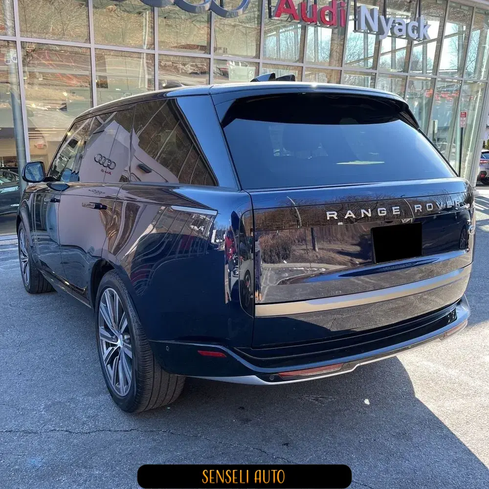 2023 Land Rover Range Rover P530 SE