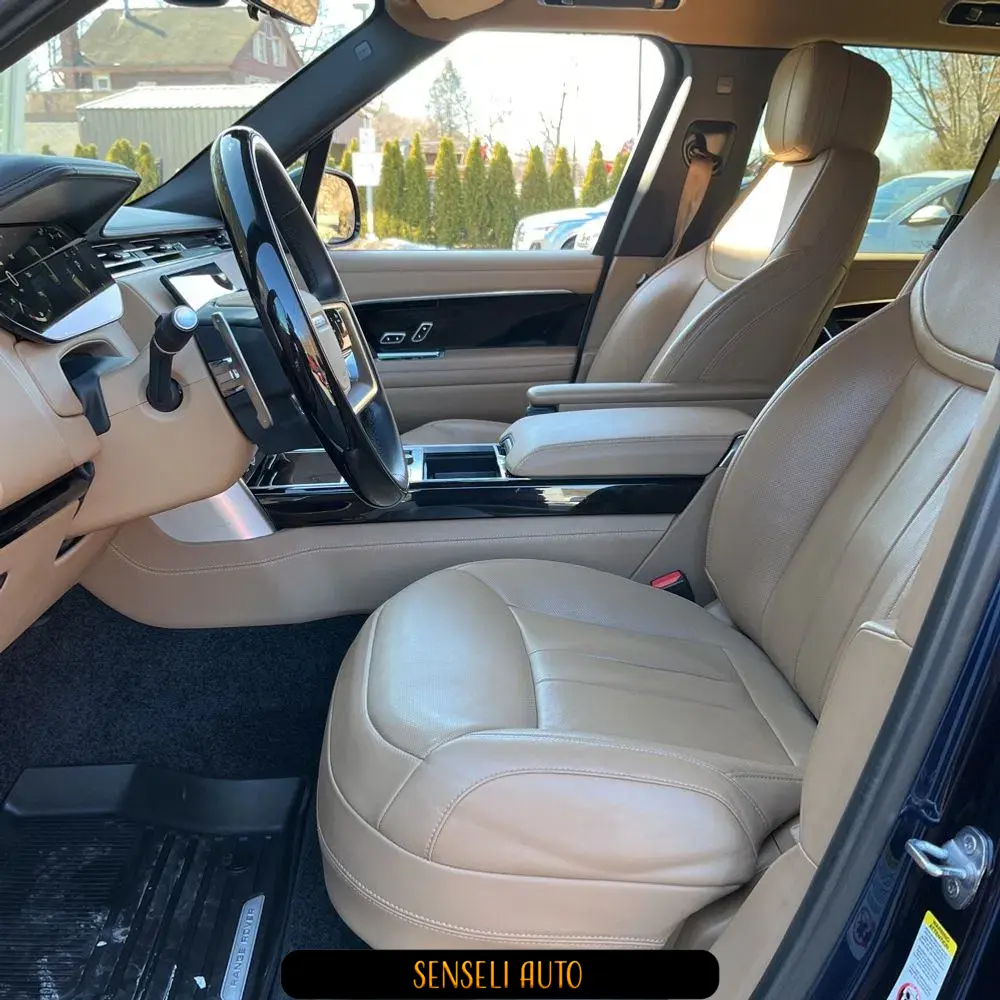 2023 Land Rover Range Rover P530 SE