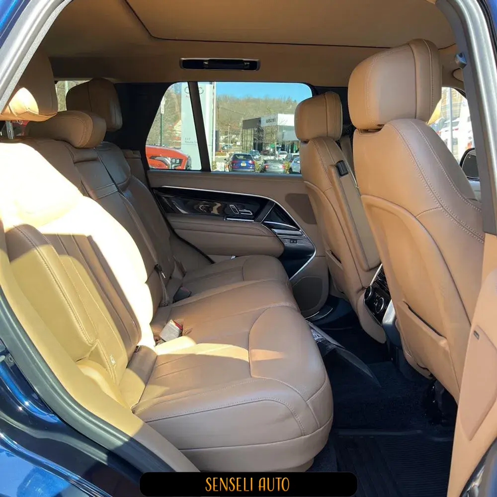 2023 Land Rover Range Rover P530 SE