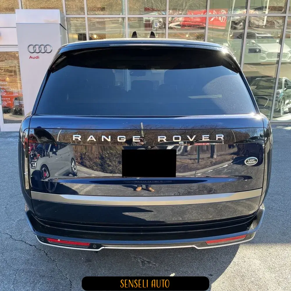 2023 Land Rover Range Rover P530 SE