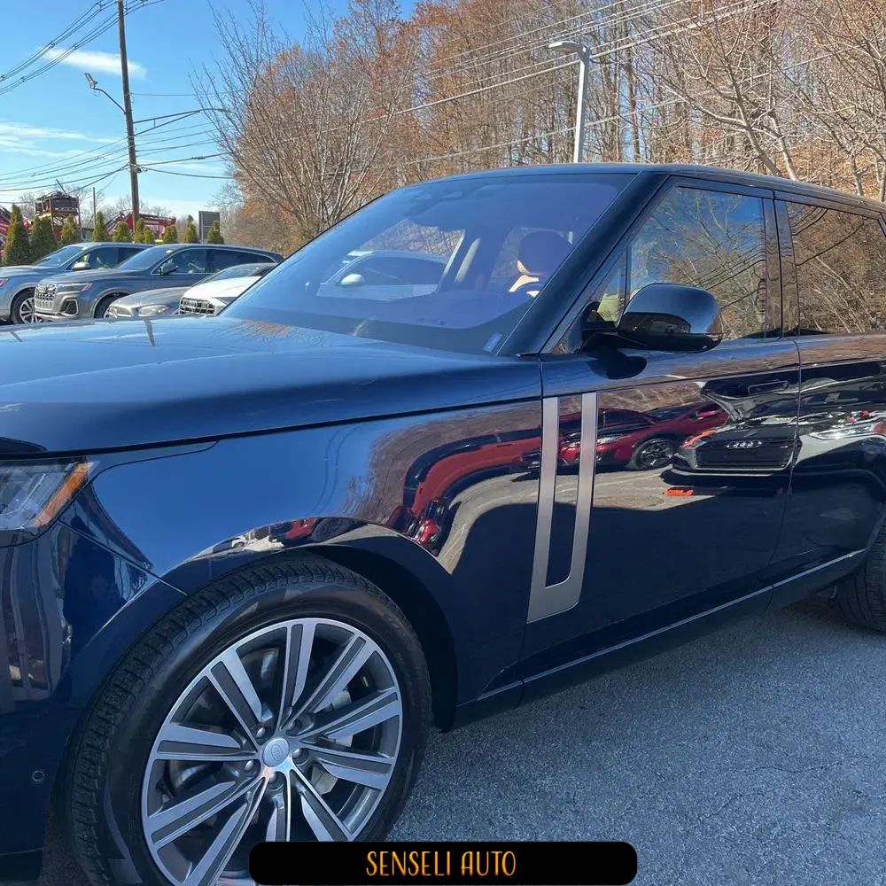 2023 Land Rover Range Rover P530 SE
